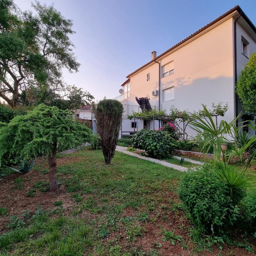 Apartman Sara